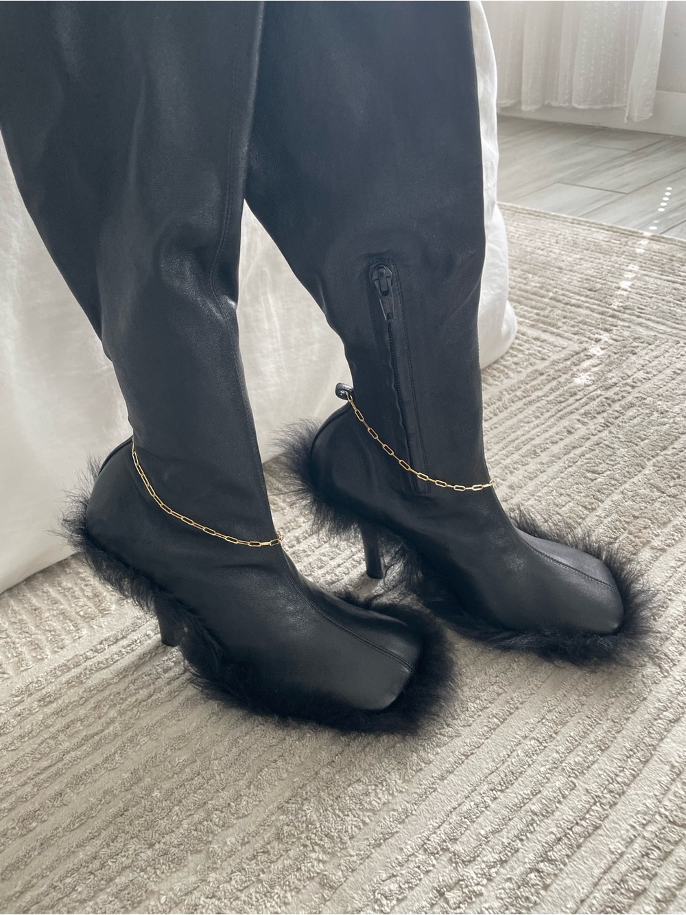 BURBERRY 105mm Slinky Legging Boots - Picture 7 of 16